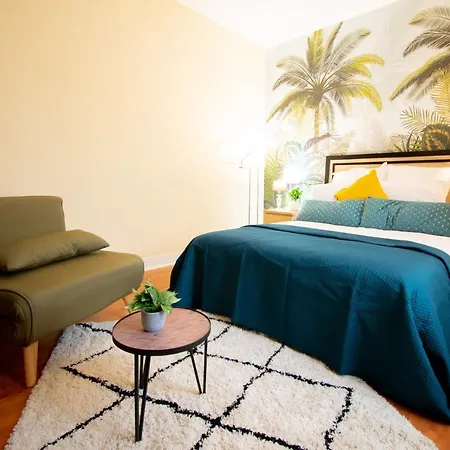 Appartement 2 Pièces Chic à Paris